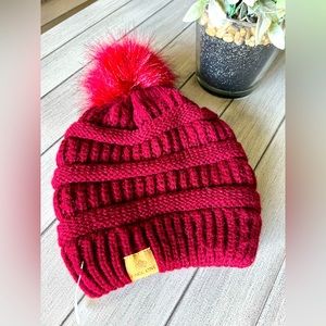 Page One Pomp top Beanie for adults